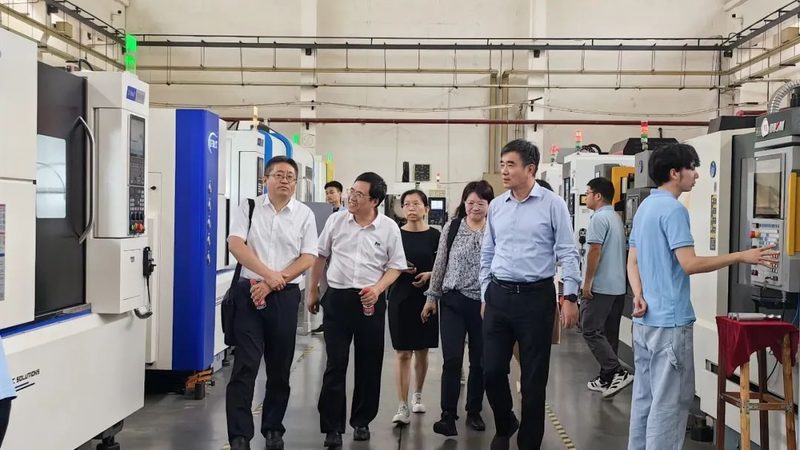 液压泵压力调节：精准控制，保障设备高效运行